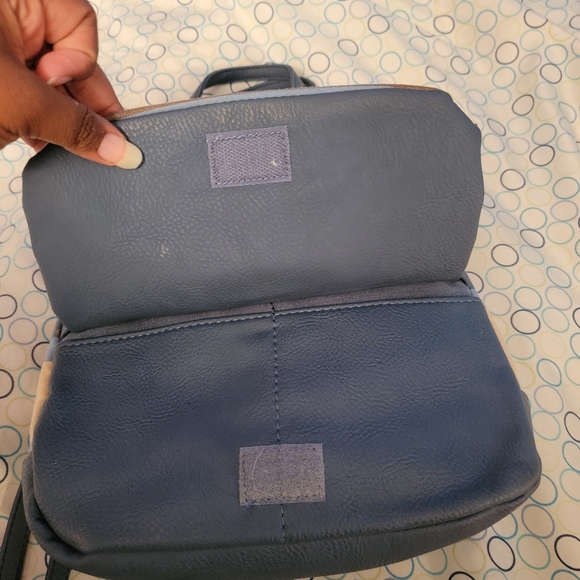 Backpack - Picture 9 of 12